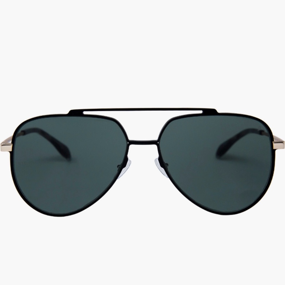 MITA SUSTAINABLE
EYEWEAR
Vizcaya 58mm
Aviator Sunglasses
Matte Black/ Green